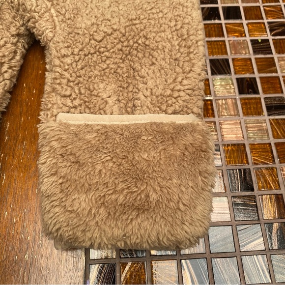 Nike Baby Hooded Fleece Sherpa Coverall - Picture 7 of 11